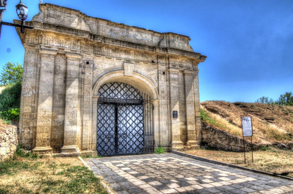 Очаківські ворота, Херсон / commons.wikimedia.org